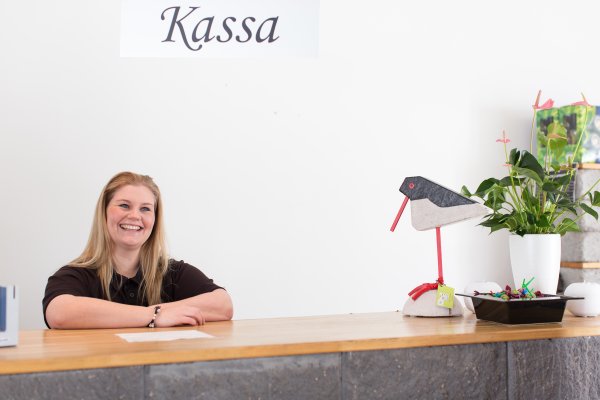 Nu söker vi säljare till butiken!